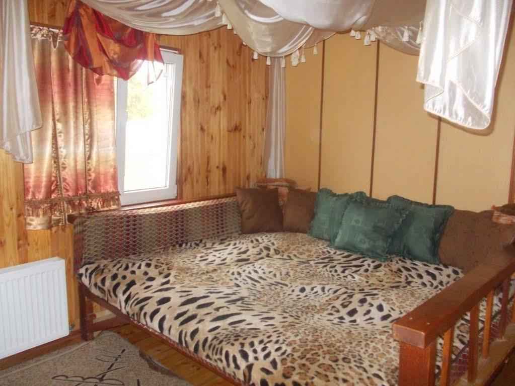 Kitech Guest House Odessa Exterior foto